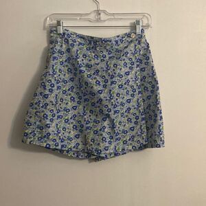 Tommy Hilfiger Floral print skort, size 6